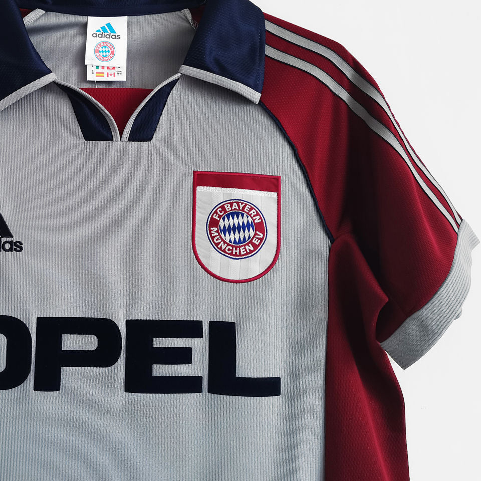 Bayern Retro Away Kit 1998/99