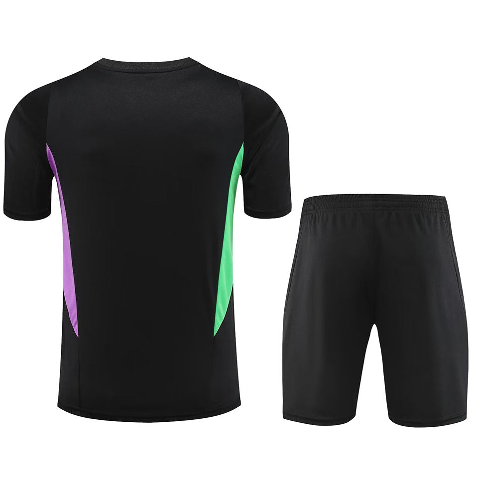 Bayern Black Short Training Set 23/24