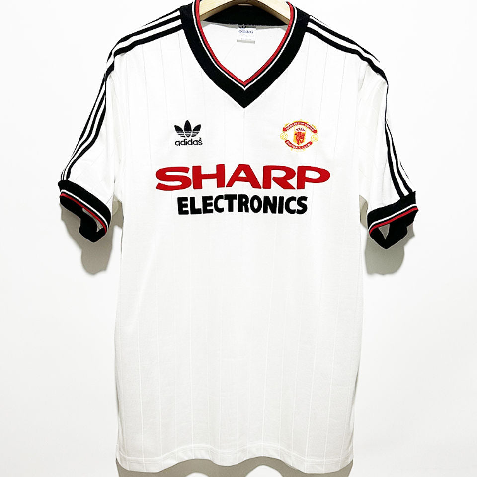 Man Utd Retro Away Kit 1982/83