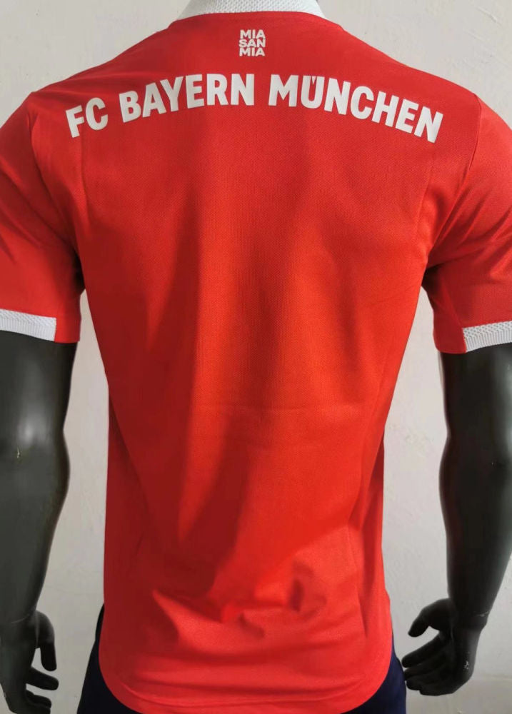 Bayern Home Kit 22/23