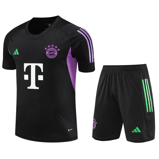 Bayern Black Short Training Set 23/24