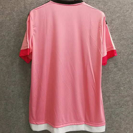 Juventus Retro Pink Kit 2015/16