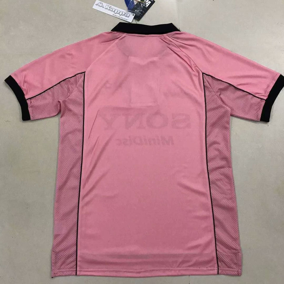 Juventus Retro Away Kit 1997/98