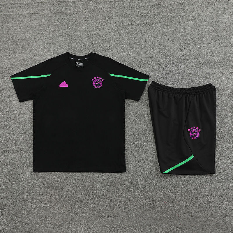Bayern Black Short Training Set 24/25