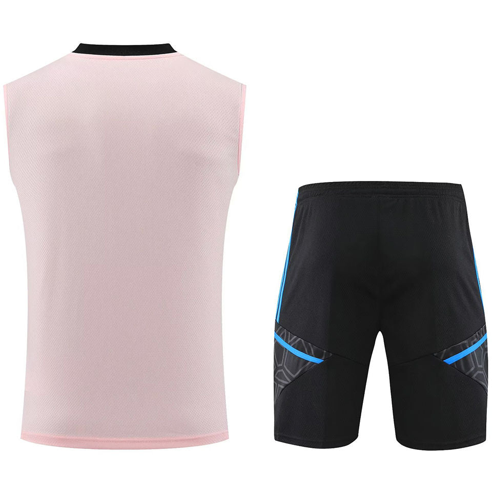 Man Utd Pink Short Training Set No Sleeves 23/24