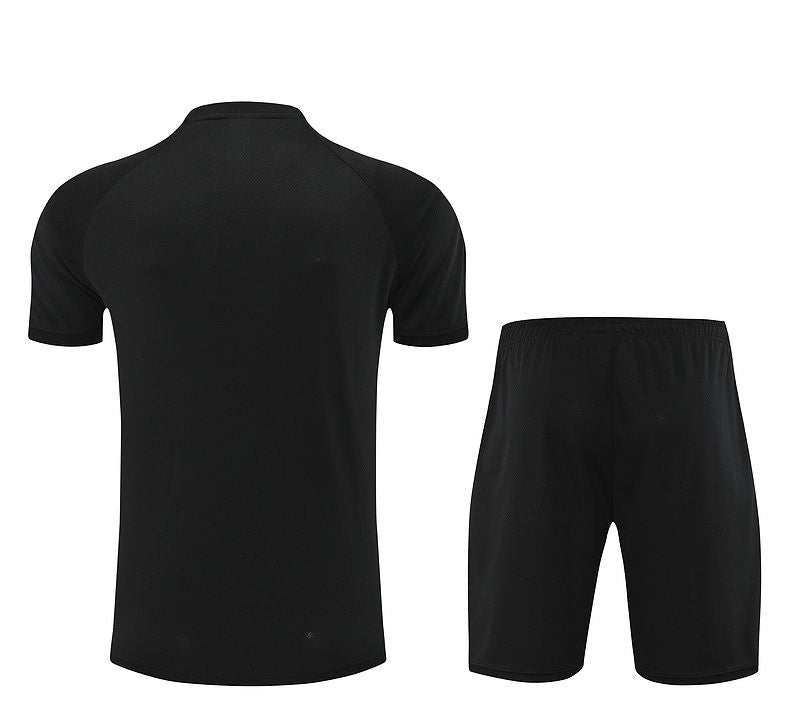 Man Utd Black Short Training Set 24/25
