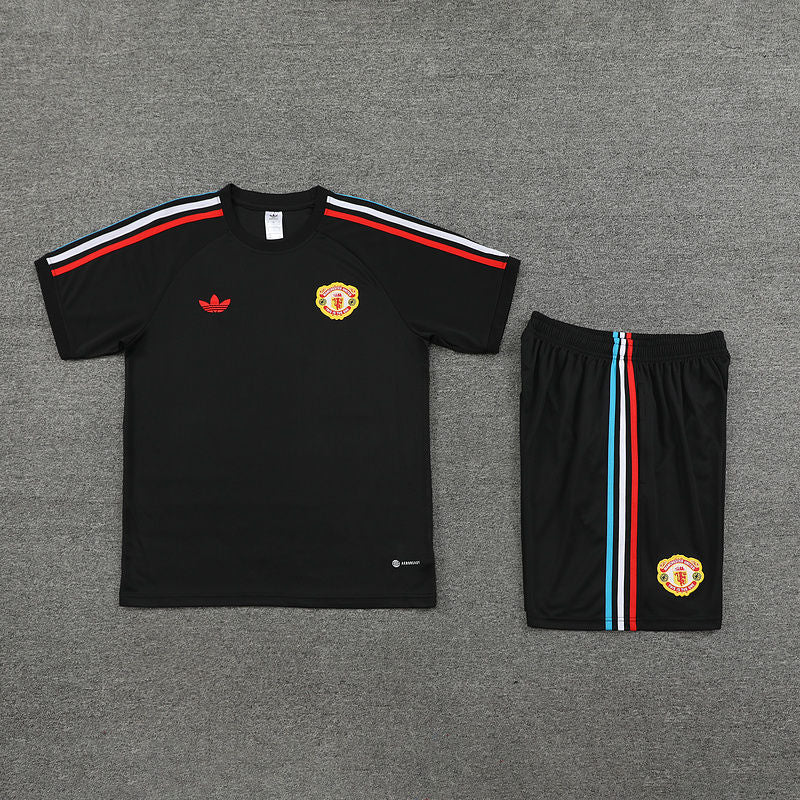 Man Utd Black Short Training Set 24/25