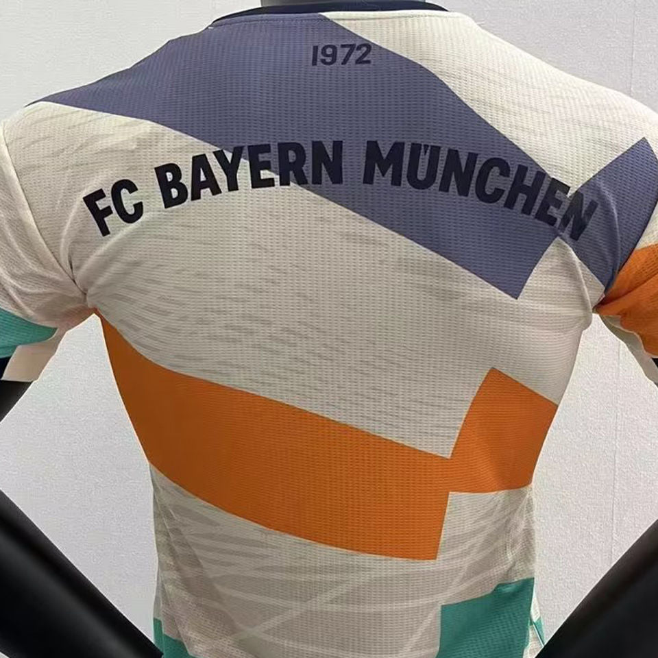 Bayern Olympiastadion Kit 22/23